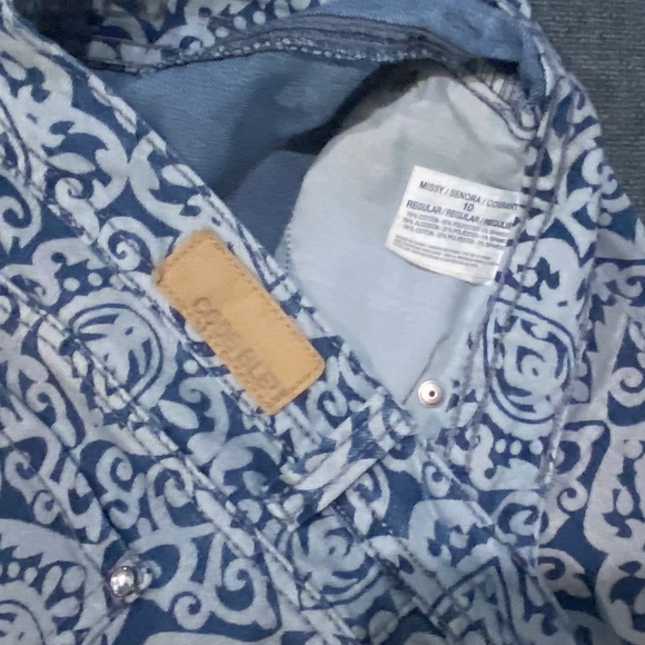 Code Bleu Aimee 10/29 Denim Blue Crop Unique Patterned Slimming 24” Inseam - Picture 3 of 9